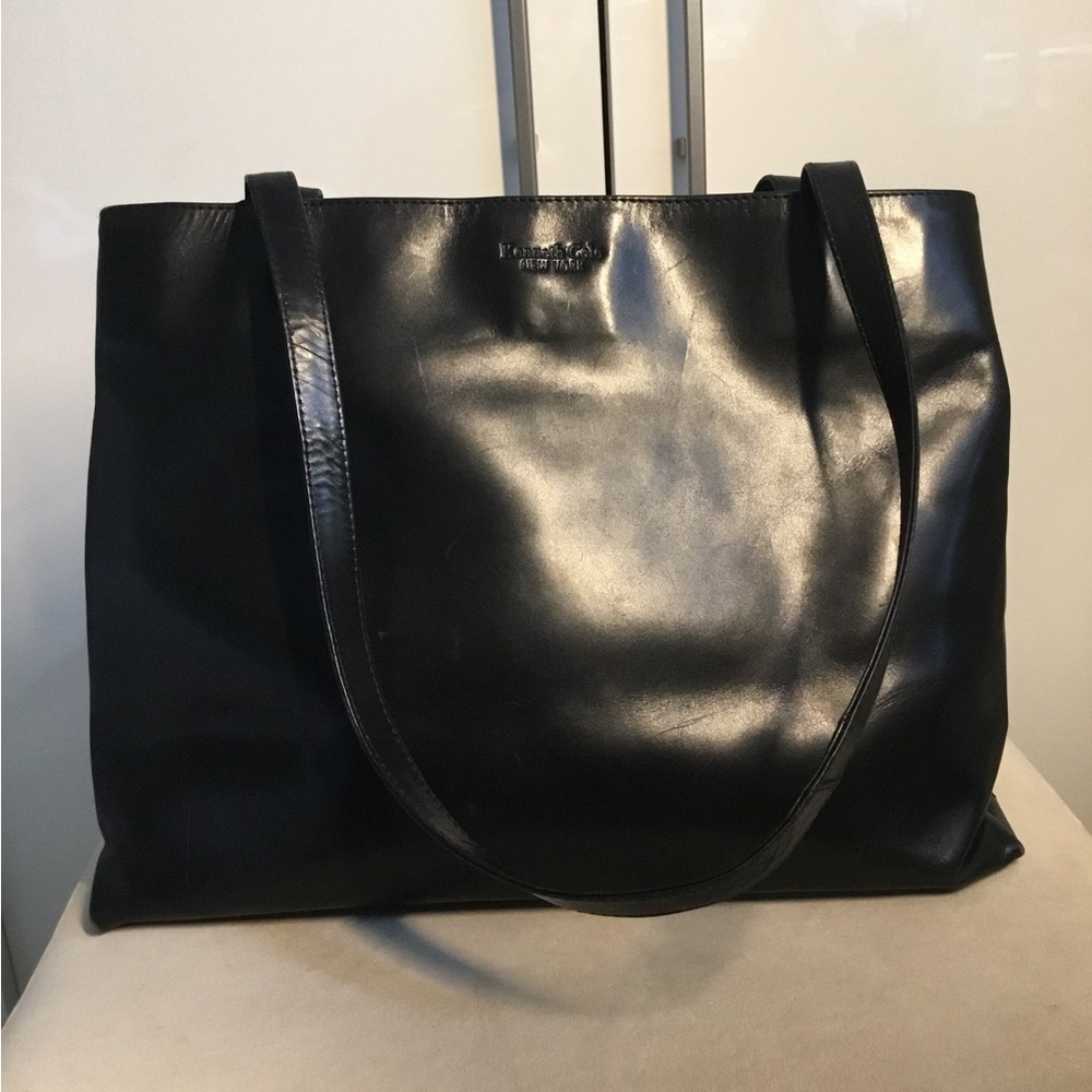 Kenneth Cole New York, medium leather bag, perfect for the office
